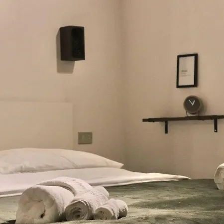 Ampia Casa In Corso Buenos Aires, 6min Dal Duomo *